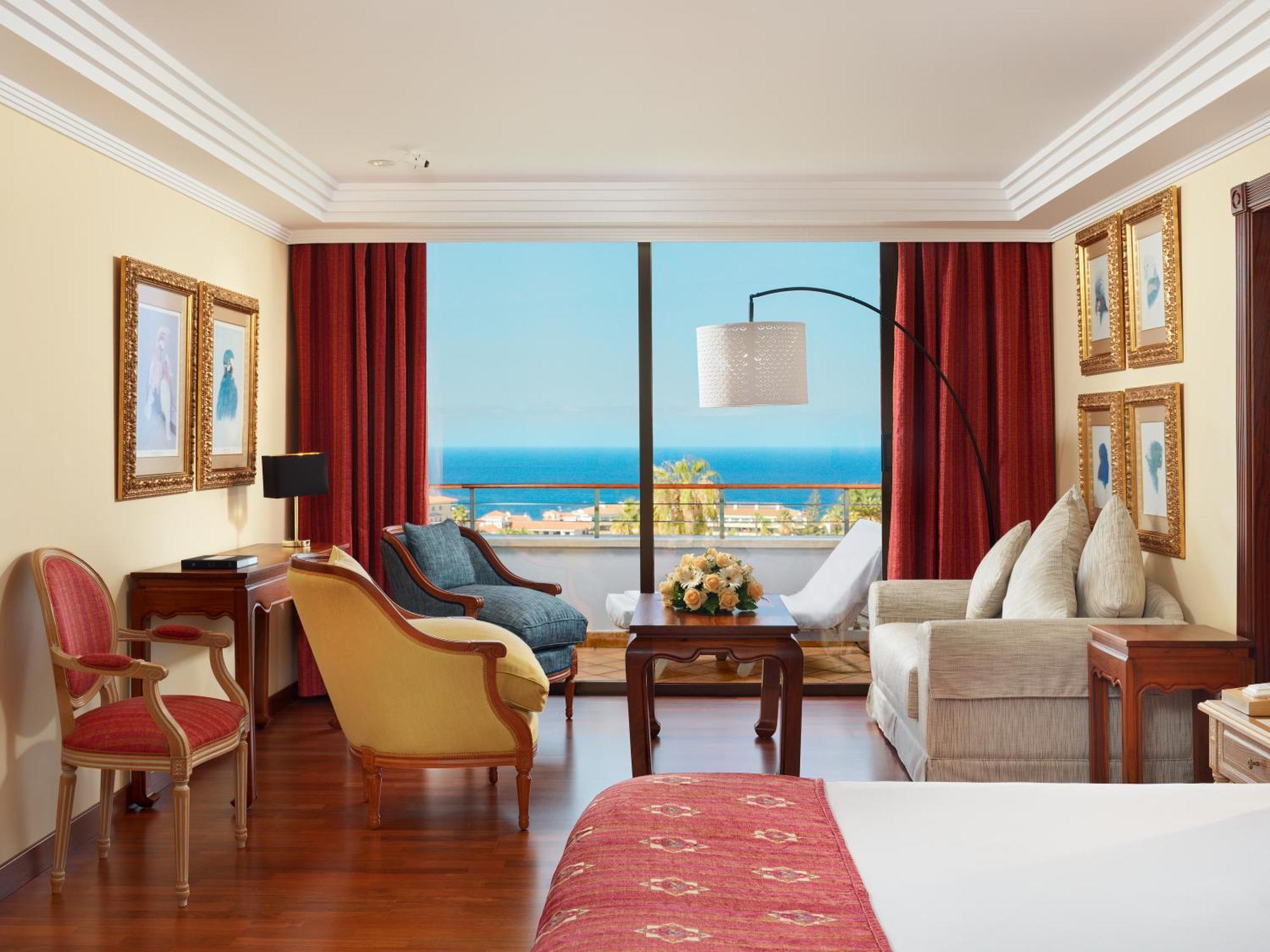 Superior Deluxe Double Sea View